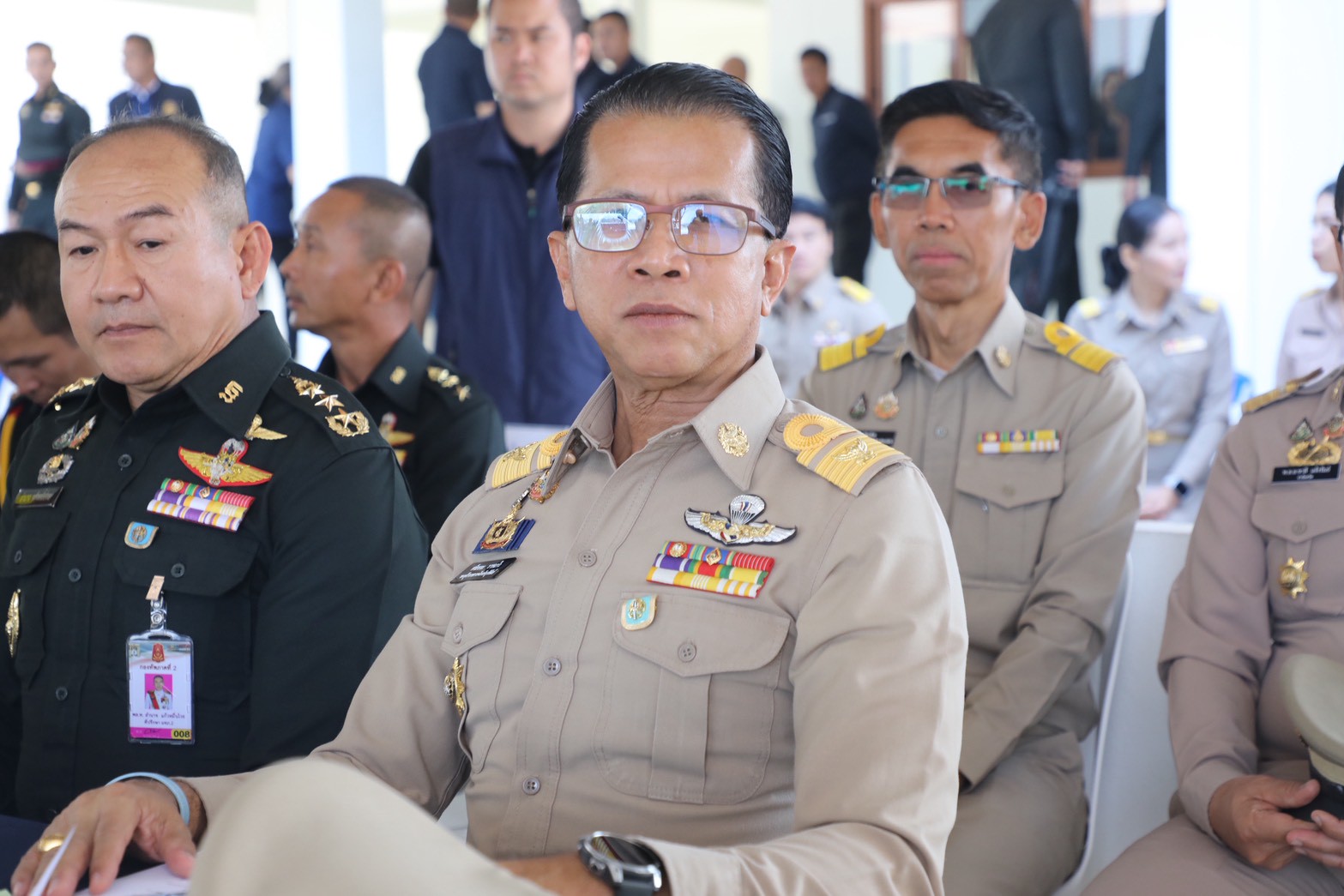 title - วันที่ 14 มกราคม 2569 ส.ป.ก. เข้าร่วมพิธีเปิดสำนักงานฯ พร้อมมอบเอกสารสิทธิ์ การใช้ประโยชน์ที่ดิน (ส.ป.ก.) และประชุมการติดตามการดำเนินงานตามแผนปฏิบัติการพัฒนาพื้นที่สถานีวิจัยการเกษตรและพัฒนาโครงการหลวงโนนดินแดง ณ จังหวัดบุรีรัมย์